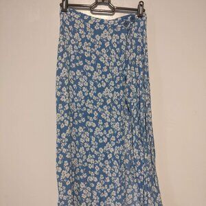 Reformation blue floral wrap skirt size 2